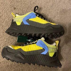 ODSY 1000 GREEN BONE OFF-WHITE